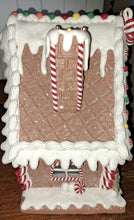 Load image into Gallery viewer, LED, GINGERBREAD HOUSE.
